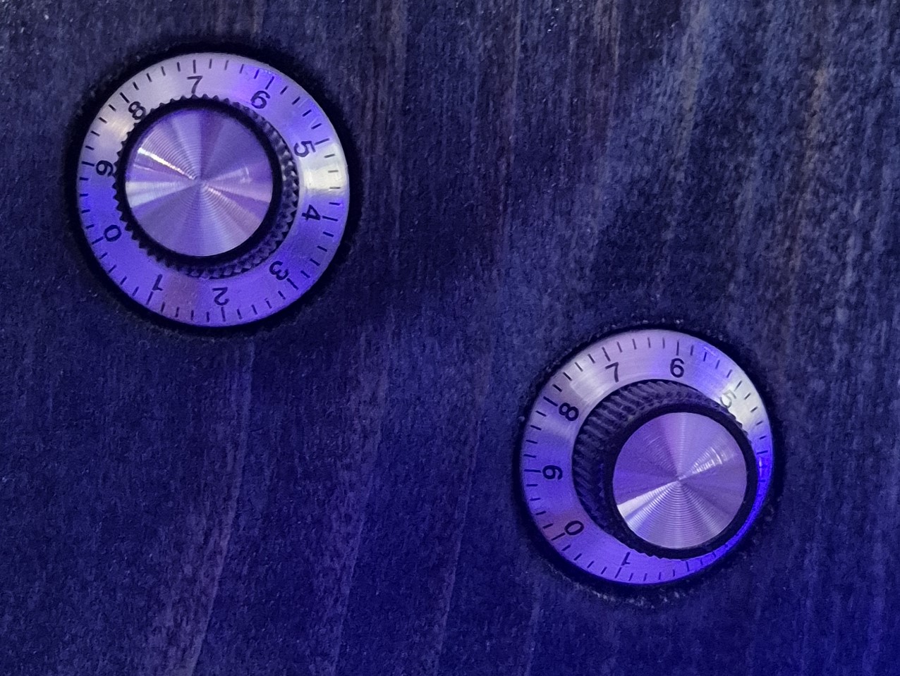 volume button 2